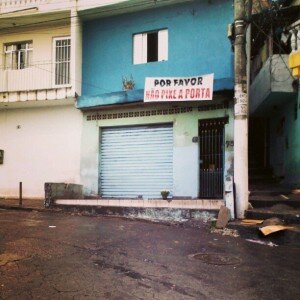 Porta do bar Olé